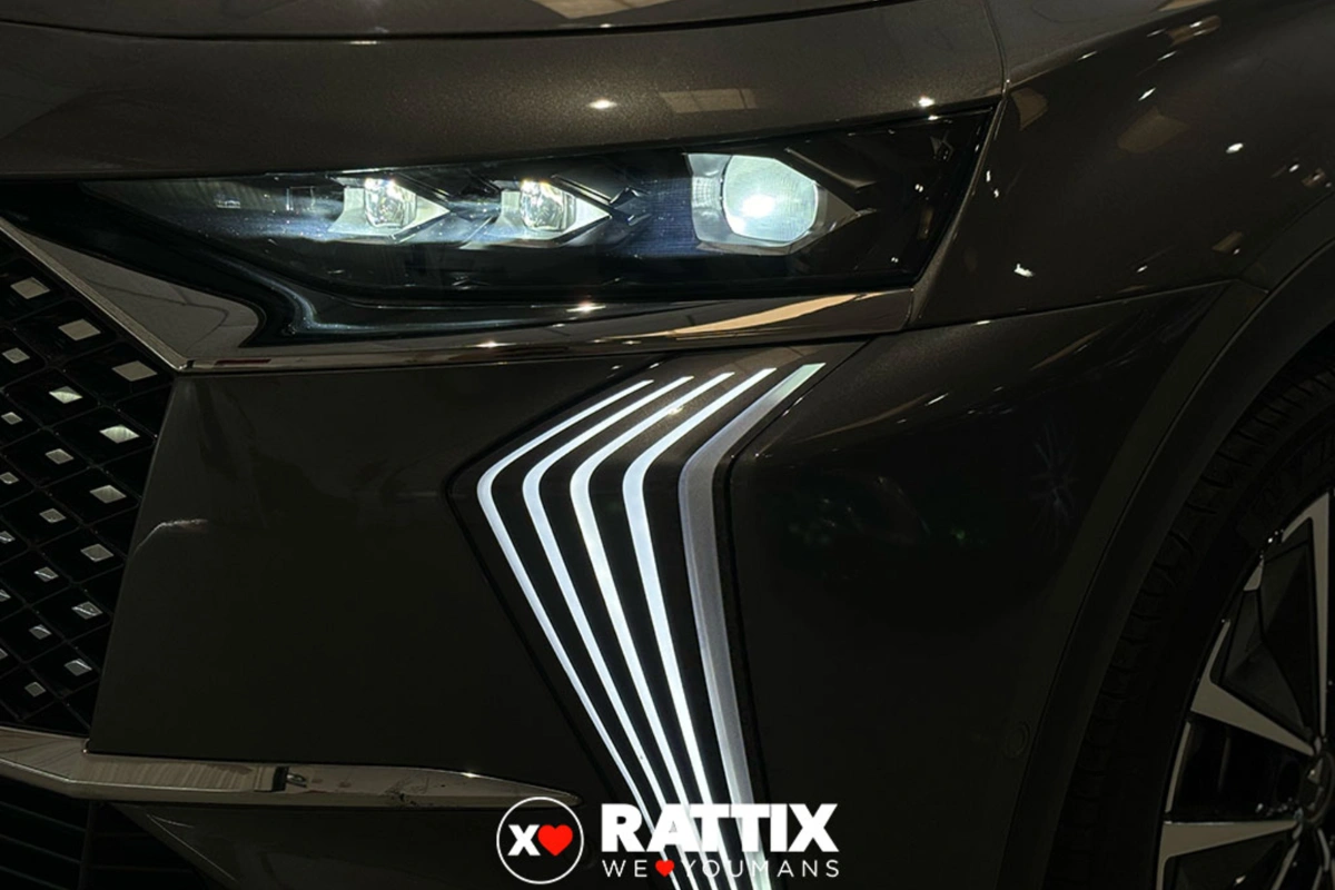 DS7 1.6 e-tense phev Rivoli 225cv auto DS7 1.6 e-tense phev Rivoli 225cv auto